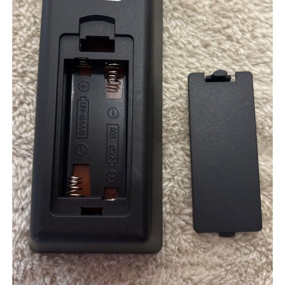 Universal TV Remote Control NH414UD With Netflix & Vudu Buttons - Picture 4 of 4